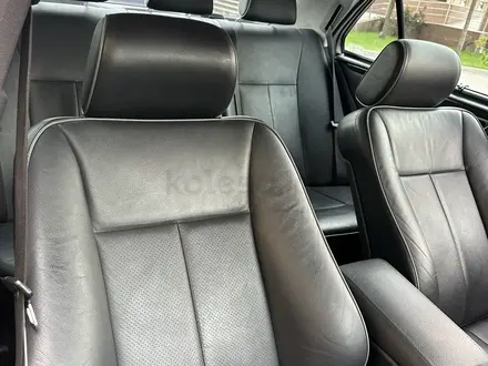 Mercedes-Benz E 320 2000 года за 7 500 000 тг. в Алматы – фото 30