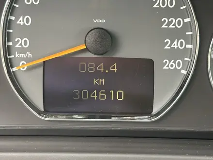 Mercedes-Benz E 320 2000 года за 7 500 000 тг. в Алматы – фото 38