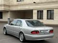 Mercedes-Benz E 320 2000 года за 7 500 000 тг. в Алматы – фото 5