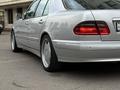 Mercedes-Benz E 320 2000 года за 7 500 000 тг. в Алматы – фото 6