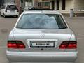Mercedes-Benz E 320 2000 года за 7 500 000 тг. в Алматы – фото 7