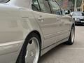 Mercedes-Benz E 320 2000 года за 7 500 000 тг. в Алматы – фото 9