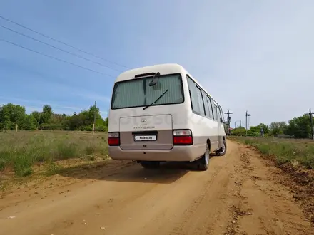 Toyota  Coaster 2014 года за 14 500 000 тг. в Актобе – фото 2