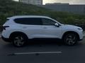 Hyundai Santa Fe 2021 года за 14 000 000 тг. в Астана – фото 3