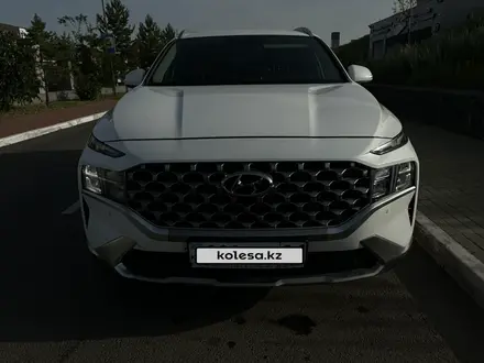 Hyundai Santa Fe 2021 года за 14 000 000 тг. в Астана – фото 9