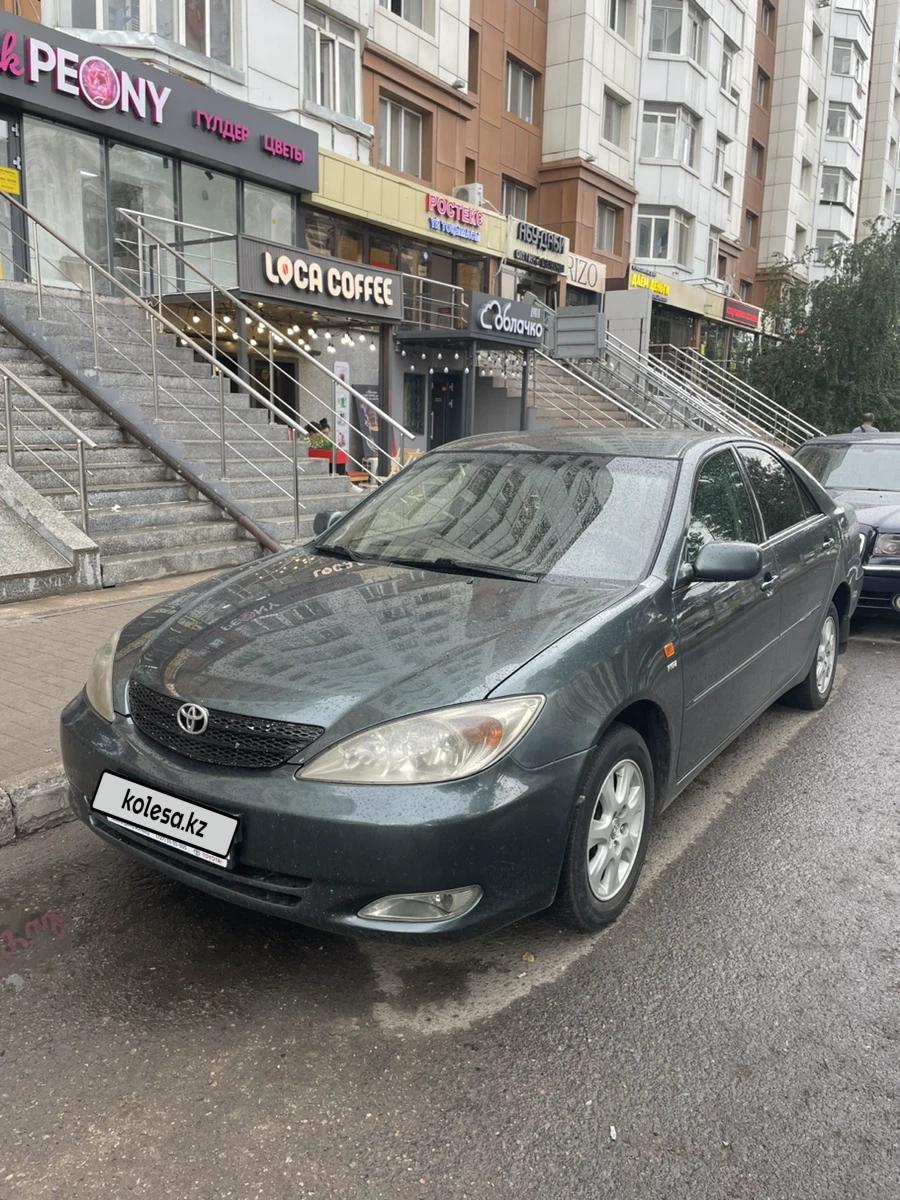 Toyota Camry 2002 г.