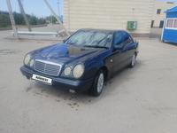 Mercedes-Benz E 230 1996 годаүшін2 100 000 тг. в Караганда