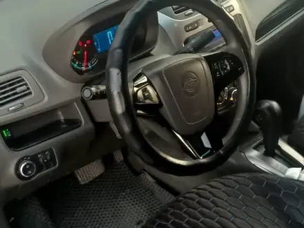 Chevrolet Cobalt 2018 года за 3 750 000 тг. в Актау – фото 4