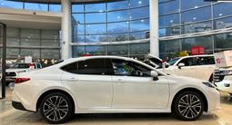 Toyota Camry Luxe 2026 года за 26 190 000 тг. в Алматы – фото 5