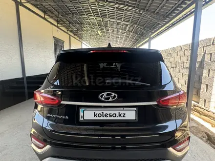 Hyundai Santa Fe 2020 года за 11 000 000 тг. в Шымкент – фото 3