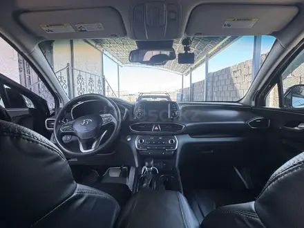 Hyundai Santa Fe 2020 года за 11 000 000 тг. в Шымкент – фото 7