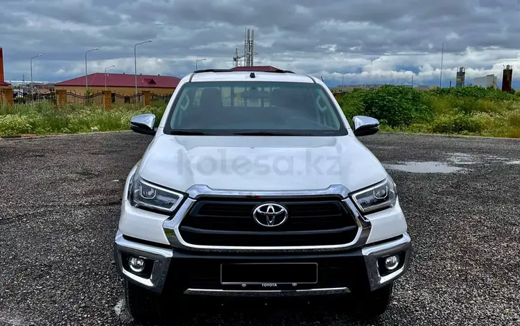 Toyota Hilux 2023 годаfor22 000 000 тг. в Караганда