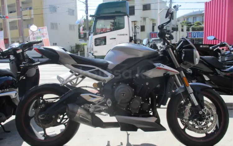 Triumph  STREET TRIPLE RS 2018 года за 4 490 000 тг. в Шымкент