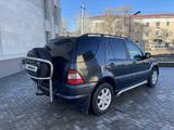 Mercedes-Benz ML 430 2001 года за 3 000 000 тг. в Атырау – фото 4