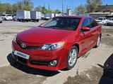 Toyota Camry 2012 годаүшін7 590 000 тг. в Актобе – фото 2