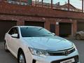 Toyota Camry 2015 года за 10 500 000 тг. в Уральск – фото 3
