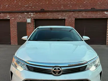 Toyota Camry 2015 года за 10 500 000 тг. в Уральск