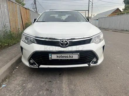 Toyota Camry 2017 года за 10 000 000 тг. в Алматы – фото 12