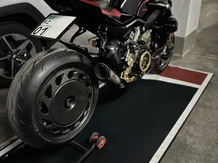 Ducati  Streetfighter V4 2021 года за 13 000 000 тг. в Астана – фото 38