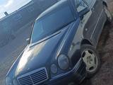 Mercedes-Benz E 230 1997 годаүшін3 000 000 тг. в Караганда – фото 5