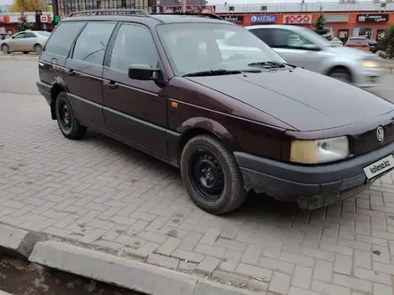 Volkswagen Passat 1992 года за 1 500 000 тг. в Уральск – фото 2