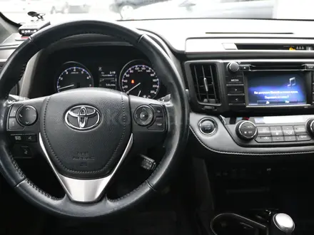 Toyota RAV4 2018 года за 13 300 000 тг. в Астана – фото 9