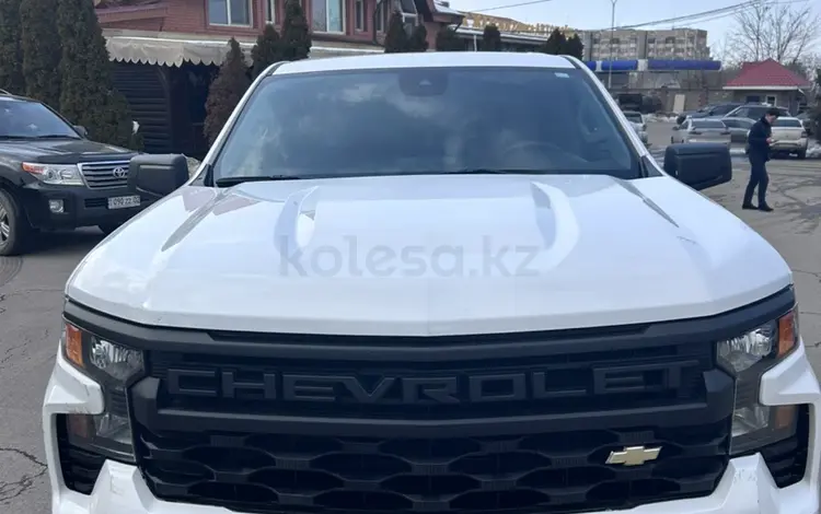 Chevrolet Silverado 2022 годаfor29 000 000 тг. в Алматы