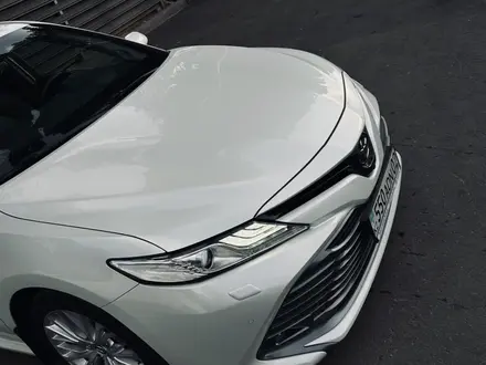 Toyota Camry 2019 года за 15 200 000 тг. в Алматы – фото 4