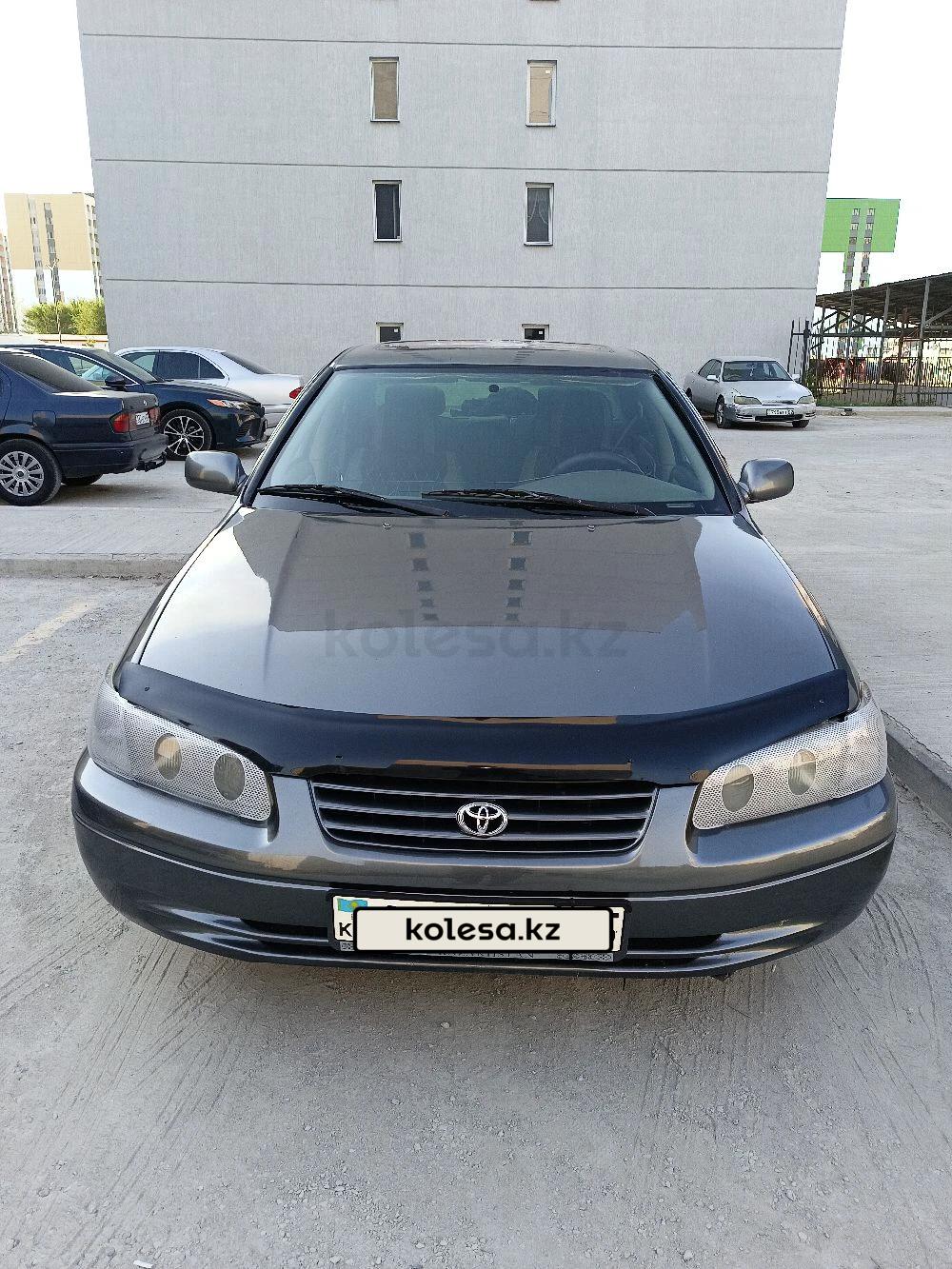 Toyota Camry 1998 г.