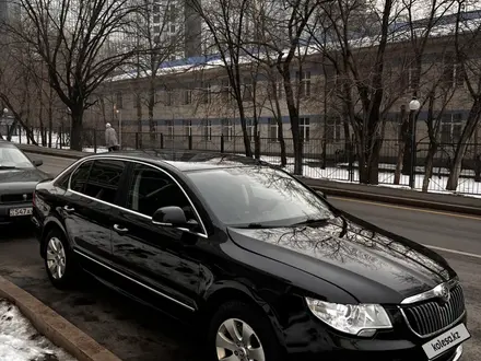 Skoda Superb 2011 года за 5 500 000 тг. в Алматы – фото 3