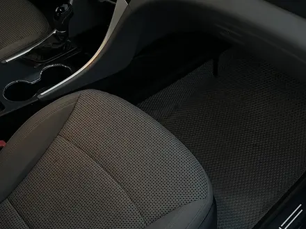 Hyundai Sonata 2012 года за 3 455 000 тг. в Уральск – фото 9