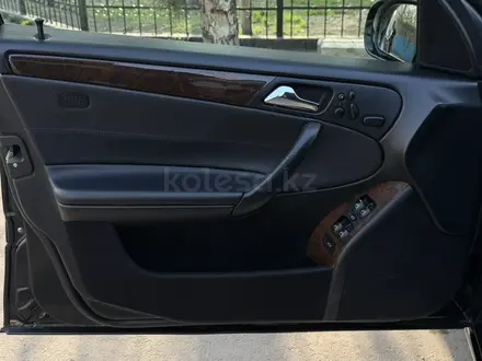 Mercedes-Benz C 240 2005 года за 4 200 000 тг. в Алматы – фото 20