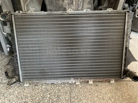 Радиатор Ауди 100 С4 за 25 000 тг. в Актобе