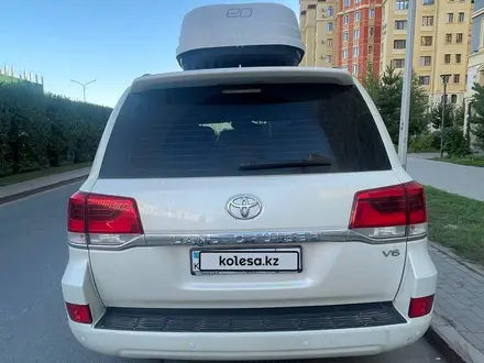 Toyota Land Cruiser 2018 года за 28 300 000 тг. в Астана – фото 2