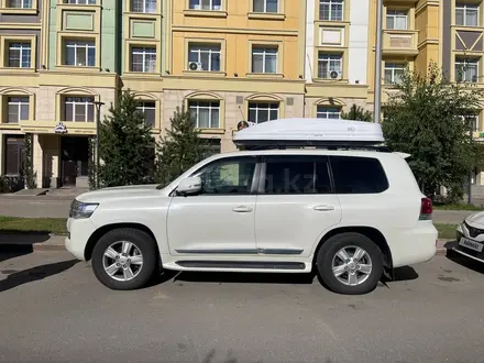 Toyota Land Cruiser 2018 года за 28 300 000 тг. в Астана
