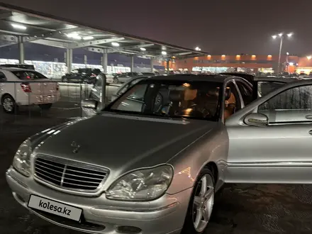 Mercedes-Benz S 500 2002 года за 3 800 000 тг. в Алматы – фото 19