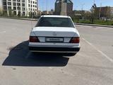 Mercedes-Benz E 230 1992 года за 1 750 000 тг. в Астана – фото 5
