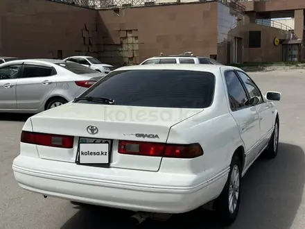 Toyota Camry Gracia 1997 года за 2 600 000 тг. в Астана – фото 3