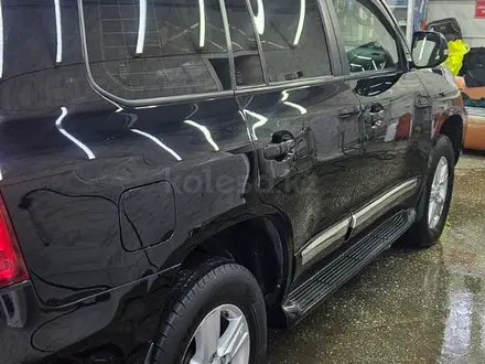 Toyota Land Cruiser 2015 года за 26 000 000 тг. в Семей – фото 4