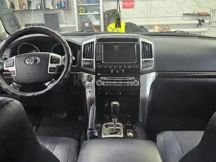 Toyota Land Cruiser 2015 года за 26 000 000 тг. в Семей – фото 5
