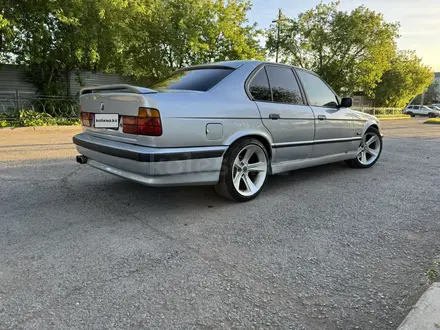 BMW 525 1995 года за 2 450 000 тг. в Караганда – фото 4