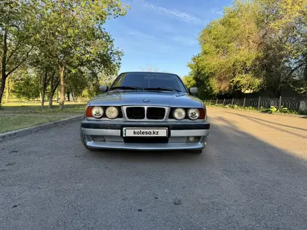 BMW 525 1995 года за 2 450 000 тг. в Караганда – фото 2