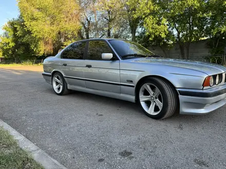 BMW 525 1995 года за 2 450 000 тг. в Караганда – фото 3