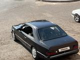 Mercedes-Benz E 230 1992 года за 1 200 000 тг. в Астана – фото 2