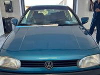 Volkswagen Golf 1993 годаүшін1 200 000 тг. в Тараз