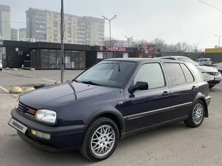 Volkswagen Golf 1994 года за 2 500 000 тг. в Алматы – фото 3