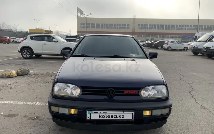 Volkswagen Golf 1994 годаfor2 500 000 тг. в Алматы