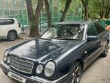 Mercedes-Benz E 320 1997 года за 1 750 000 тг. в Алматы