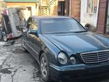 Mercedes-Benz E 240 2000 годаfor10 000 тг. в Кызылорда – фото 4
