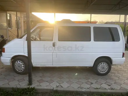 Volkswagen Caravelle 1995 года за 3 500 000 тг. в Алматы – фото 2